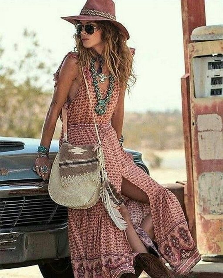 Trendy and Beautiful Bohemian Dressing Ideas | Hippie Boho Gypsy