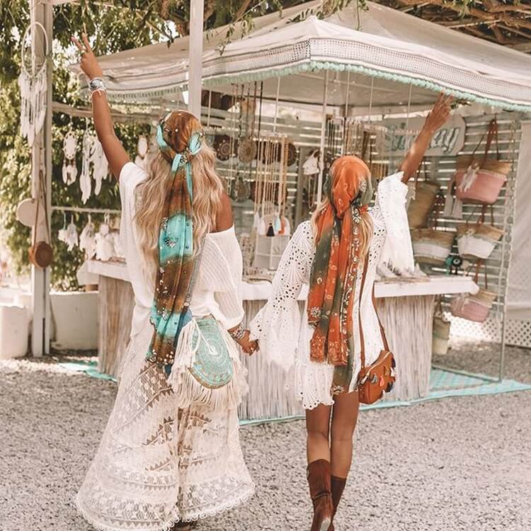 Hippie outfits, Hippie lifestyle, Hippie style