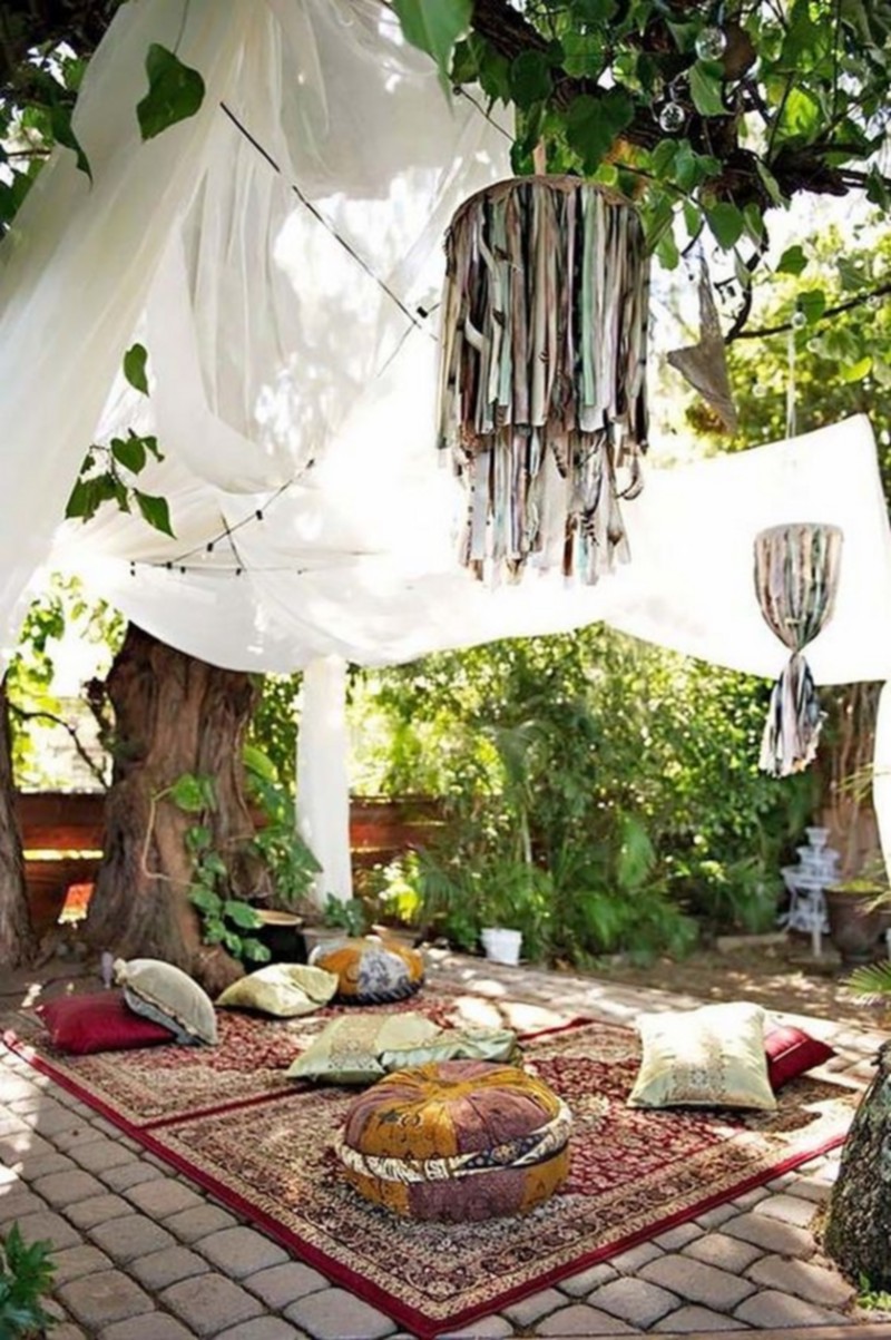 Hippie Garden Decor Ideas (15)