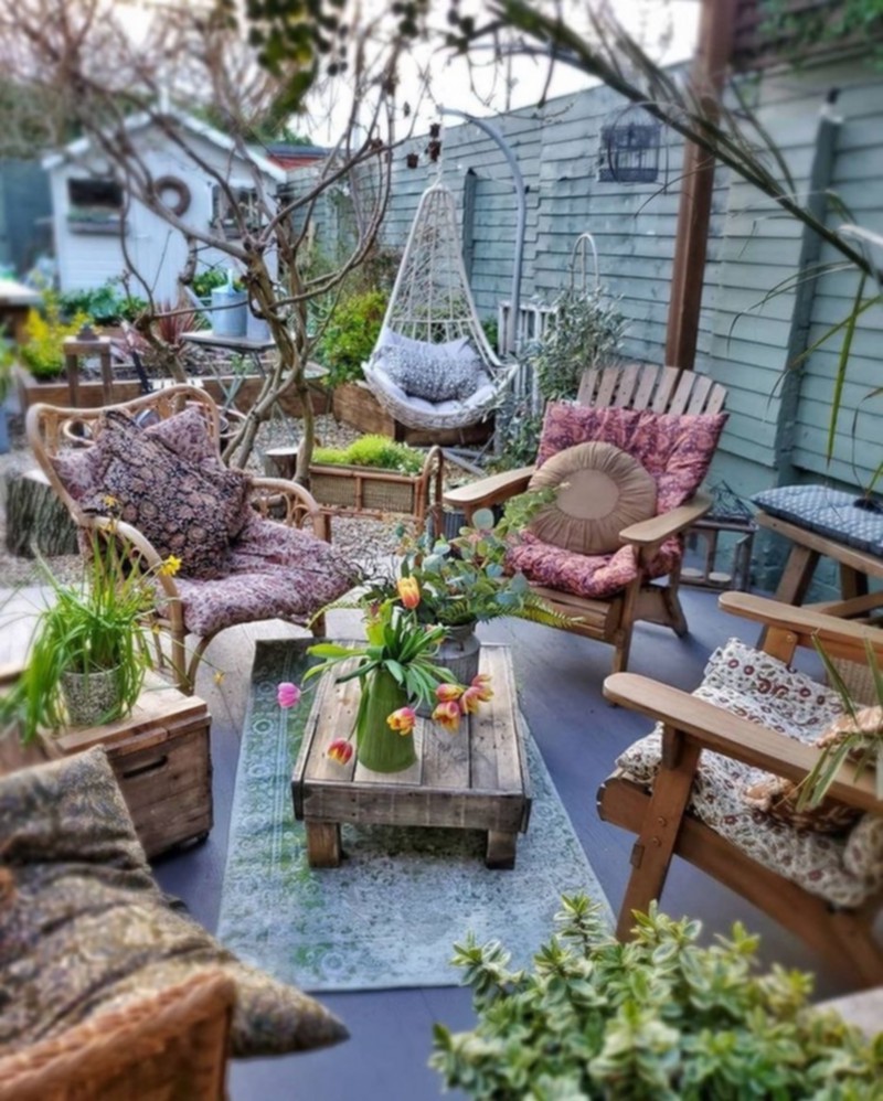 Hippie Garden Decor Ideas (16)