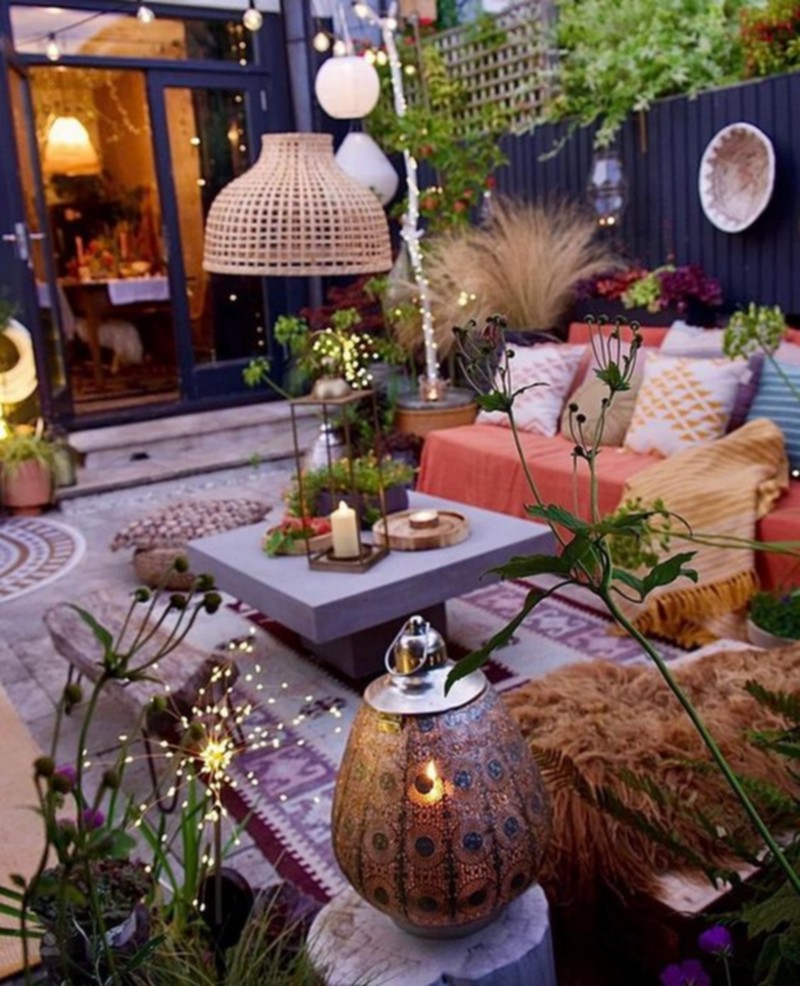 Hippie Garden Decor Ideas (35)